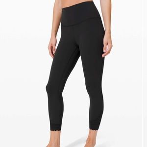 NWT Lululemon Scalloped Align 25” Size 4